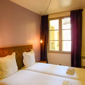 Buffon 301- équipé Et Spacieux- 2p- 05 Appartement