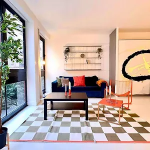 Spacious Luxembourg 6 People Appartement